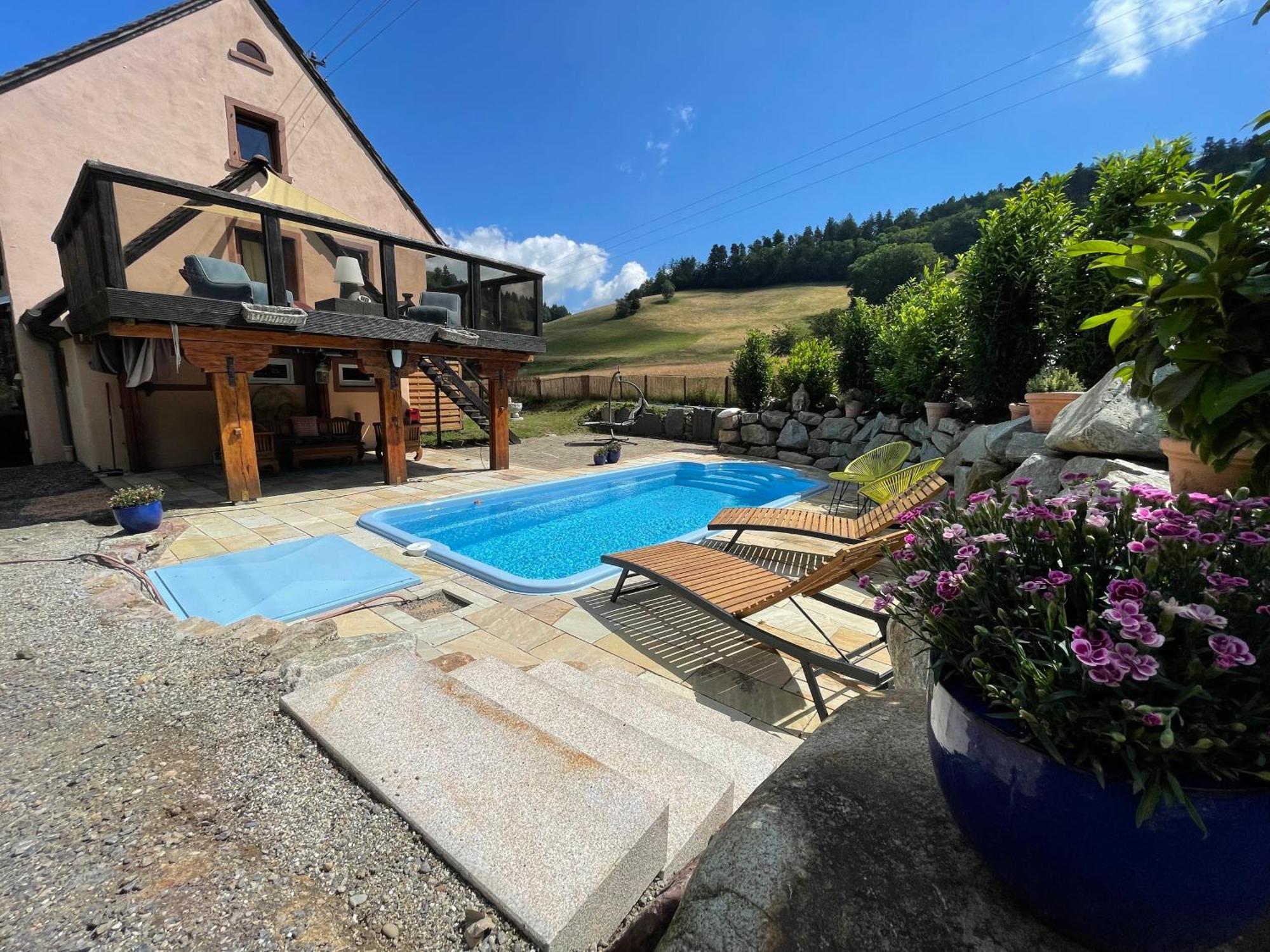 Ferienhaus Kappel Mit Pool Freiburg im Breisgau Exterior photo